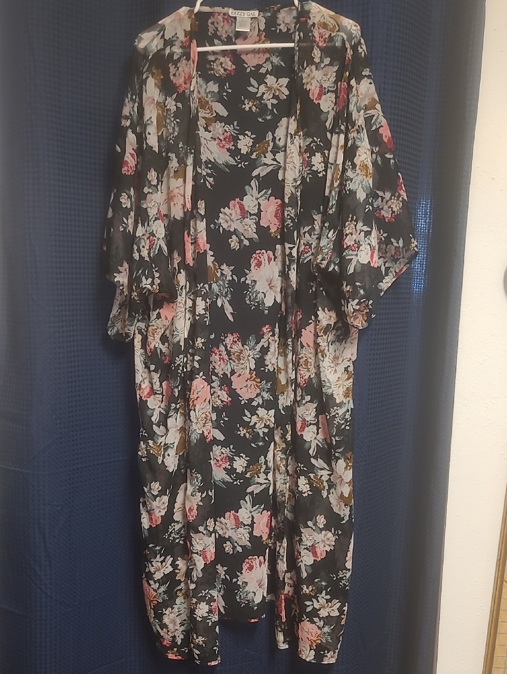 Dizzy Gal Black Floral Kimono with Pink and Cream Flowers